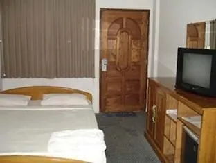 Yaewaddy Motel Yangon 2*,  Myanmar