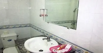 Yaewaddy Motel Yangon 2*,  Myanmar