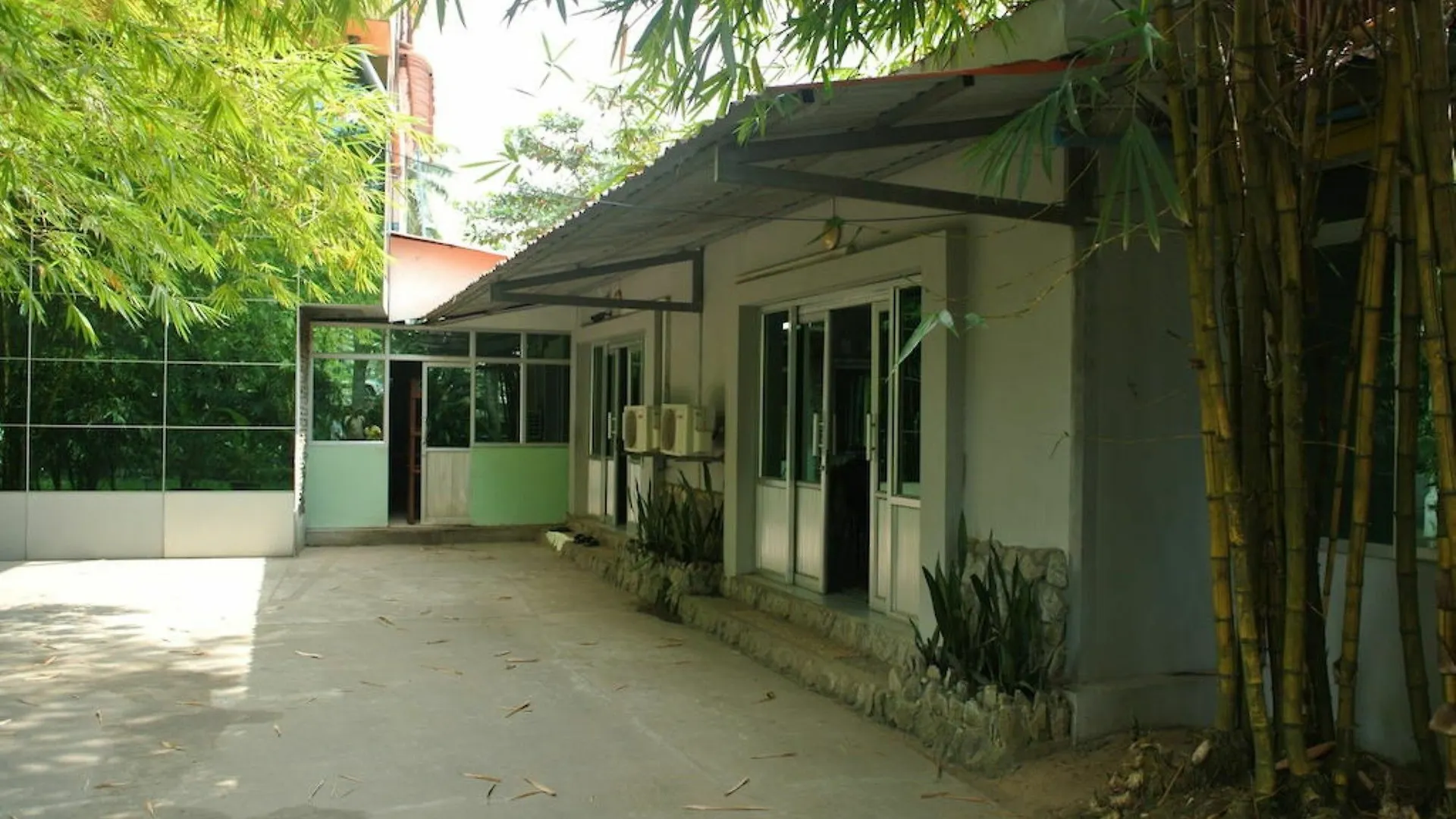 Yaewaddy Motel Yangon